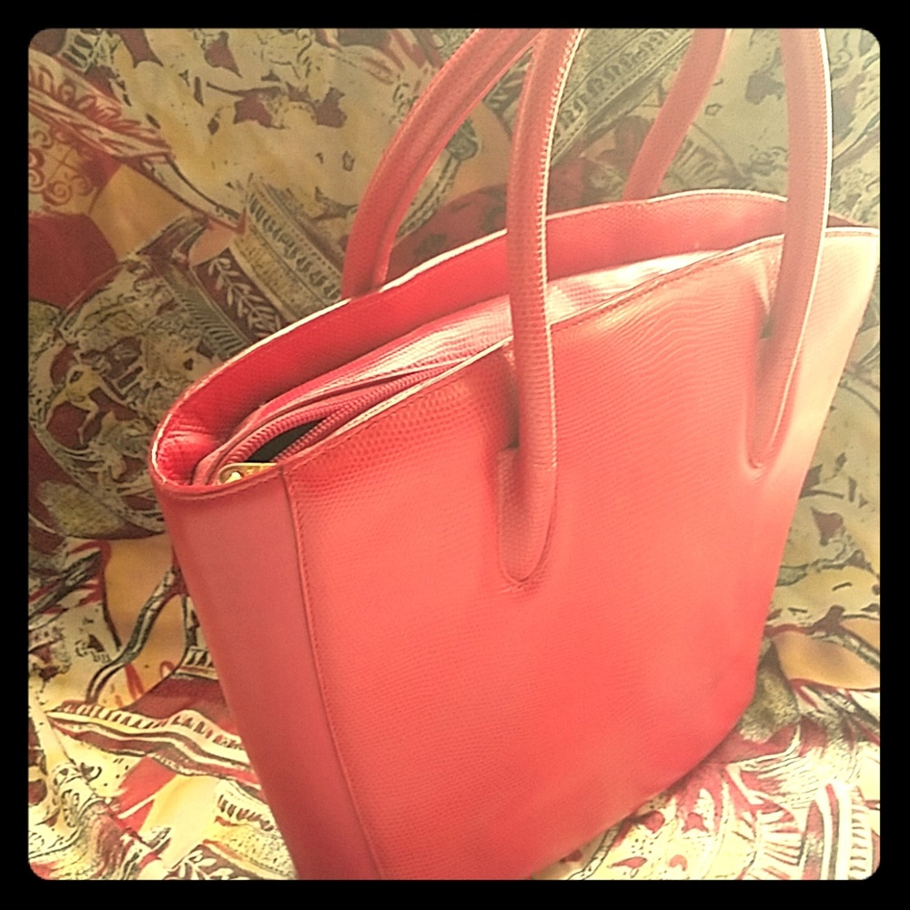 hand bag